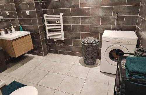 Centre Deux Apartment | Central Apartment with Parking - Ideal for Families