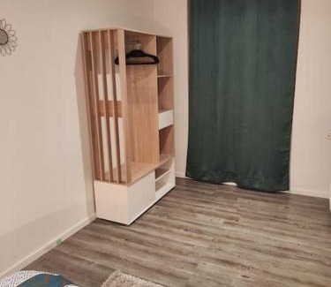 Centre Deux Apartment | Central Apartment with Parking - Ideal for Families