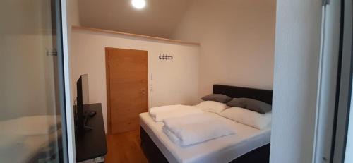 Kirchbichl Apartment | Family-Friendly Appartement Spitzenstätter with Excellent Ratings