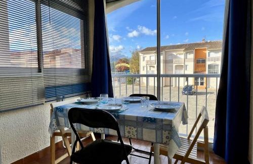 Argeles Plage Apartment | Cozy Beachside Studio with Garage, Pet Friendly in Argelès