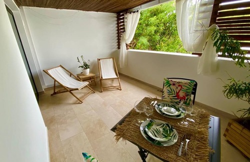 Montvert-les Bas Apartment | Comfortable T1 Apartment Near Grand Anse Beach & Spa