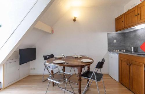 Cauterets Apartment | Cozy T2 Apartment in Cauterets, Near Ski Lift & Parking