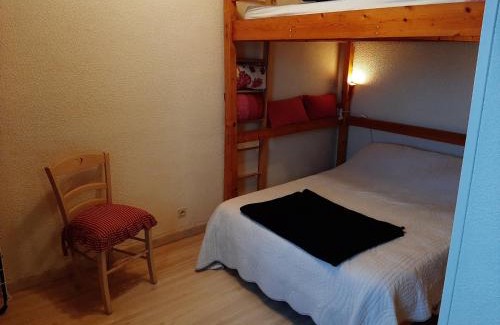 Behobie Apartment | Convenient T2 Apartment in Socoa: Steps from the Beach!