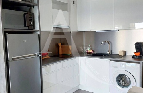 Sete Apartment | Oceanfront T2 Apartment with Terrace and Scenic Views