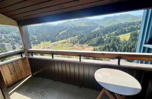 Laveissiere Apartment | Family-Friendly Appartement Le Lioran for 6 Guests