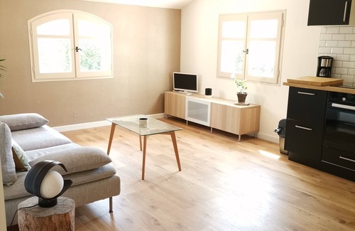 Sollies-Toucas Villa | Guest Rated 10/10: T2 Apartment in Countryside Villa