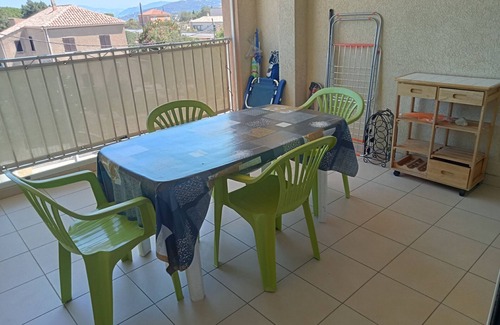 L'Ile-Rousse Apartment | Top-Rated Ocean View Appartement T2 with Kitchen Access