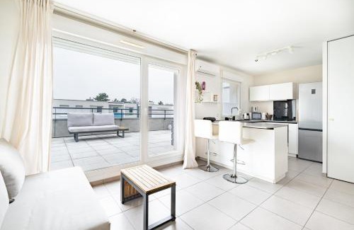 Saint-Priest Apartment | Modern T2 Apartment with Expansive Terrace & Child-Friendly Amenities