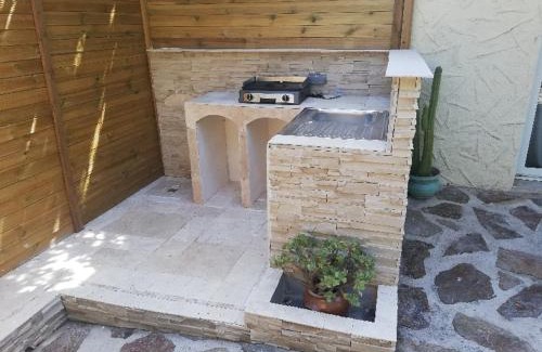 Le Pradet Apartment | Cozy T2 Apartment Near the Beach, Perfect for Families