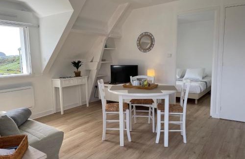 Sauzon Apartment | Seaside Appartement T2 in Sauzon with Private Terrace