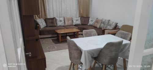 Algeria Apartment | appartement T3 équipe