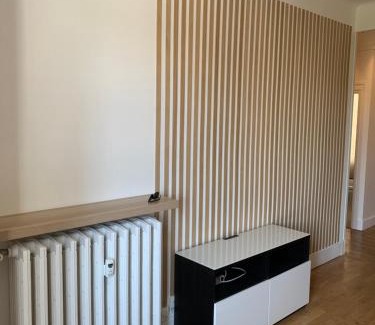 Part Dieu - Bir Hakeim Apartment | Family-Friendly Appartement T3 in Lyon, Part Dieu