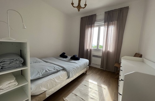 Le Mourillon Apartment | Oceanfront T3 Apartment with Scenic Sea Views & Spa