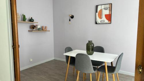 Lons-le-Saunier Apartment | Convenient Appartement T4 - Center City Near Thermes