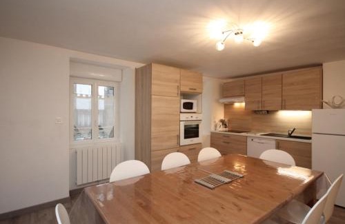 Mont-Dore Apartment | Stylish Apartment T5 in Mont-Dore: Perfect for Families
