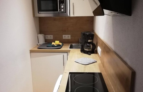 Zaunhof Apartment | Top-Rated Apartment Talblick with Kitchen - Haus Alpengruß