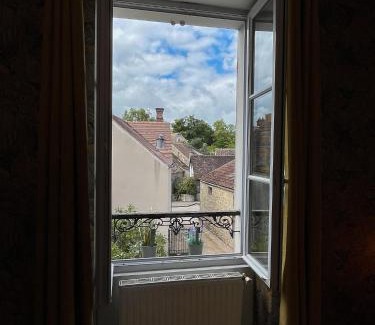 Barbizon Apartment | Cozy Appartement Terrasse Barbizon - Pet & Child Friendly Stay
