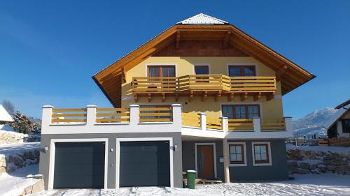 Aich Apartment | Pet-Friendly Appartement Therese: Guest Rated 9.6/10