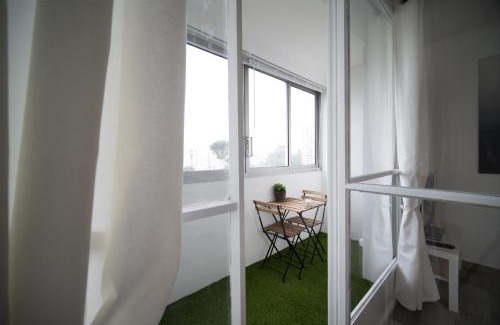 Larose Apartment | Pet-Friendly 2-Bedroom Apartment with Parking and Balcony