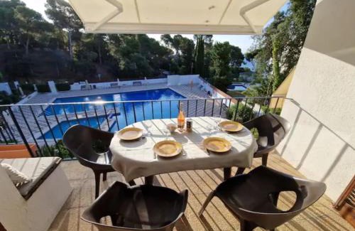 Calella de Palafrugell Apartment | Comfortable Oceanview Apartment with Pool in Calella de Palafrugell