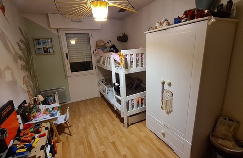 Quartier de la Roquette Apartment | Comfortable 2-Bedroom Apartment Near Place de la République