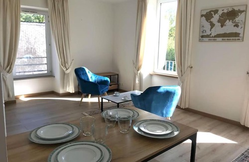 Rochefort-en-Terre Apartment | Bright Apartment with Scenic Views and Family-Friendly Amenities