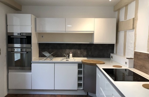 Auxerre Apartment | Spacious 120 m² Apartment in Historic Medieval House