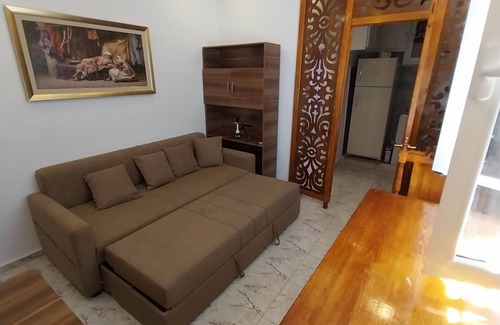 Bab Bhar Apartment | Family-Friendly Appartement Tunis Center for Memorable Stays