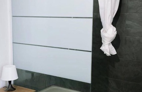 Valence Apartment | Welcoming Appartement Valence Centre Ville for Families & Pets