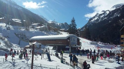 Valfrejus Apartment | Comfortable Appartement Valfréjus: Ski In, Relax Out