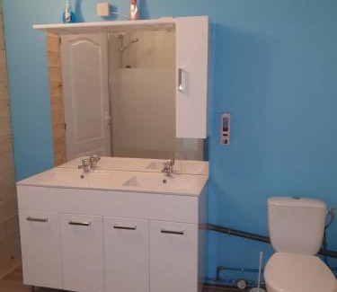 Salins-les-Bains Apartment | Family-Friendly Appartement VanSuly: Comfort Awaits You
