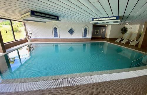 Tonbach Apartment | Pet-Friendly Appartement Vogelkoje Nummer 35 with Pool