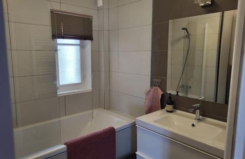 Ault Apartment | Ocean View Apartment Just Steps from the Beach