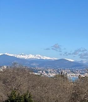 Plaine de la Brague Apartment | Seaside Apartment with Beach Access and Child-Friendly Amenities