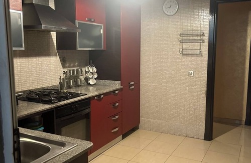 Cite Al Mohammadi Apartment | Sunny Ocean View Apartment with Pool - Family & Pet Friendly