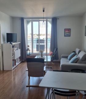 Audierne Apartment | Seaside Apartment with Breakfast - Guest Rated 9.5/10