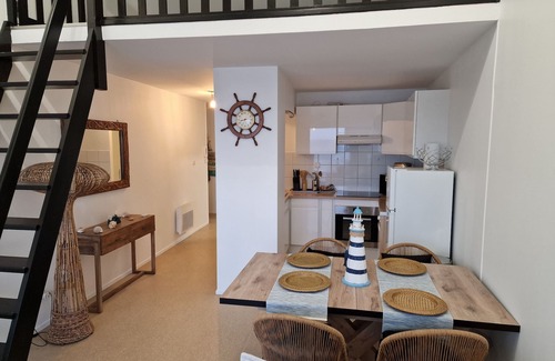 Bray-Dunes Apartment | Ocean View Apartment with Breakfast & Family-Friendly Amenities