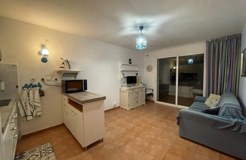 Moriani-Plage Apartment | Ocean View Apartment with Pool in Premiere Residence