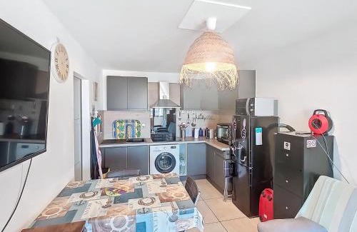Le Barcares Apartment | Oceanfront Appartement Vue Mer with Child-Friendly Amenities