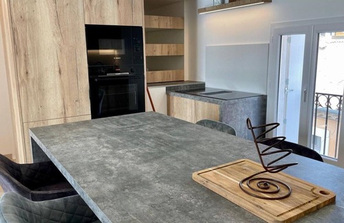 Bouzigues Apartment | Pet-Friendly Apartment with Lagoon Views and Great Amenities