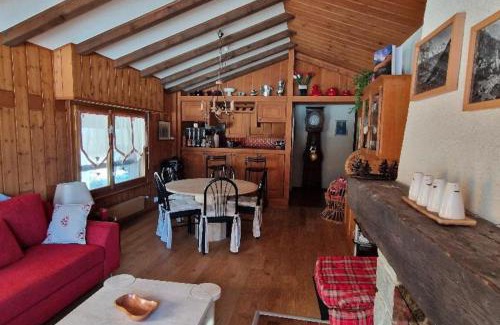 Champex-Lac Apartment | Scenic Lake View Apartment with Family-Friendly Amenities