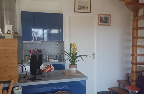 Etel Apartment | Oceanfront Apartment with Pool & 9.8/10 Guest Rating