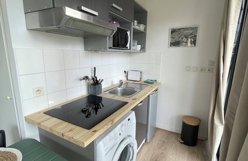 Rochefort Apartment | Beautiful Apartment with Port Views - Rated 10/10 by Guests