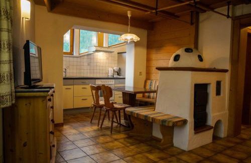 Waidring Apartment | Guest Favorite: Appartement Winkler with Breakfast & Hot Tub