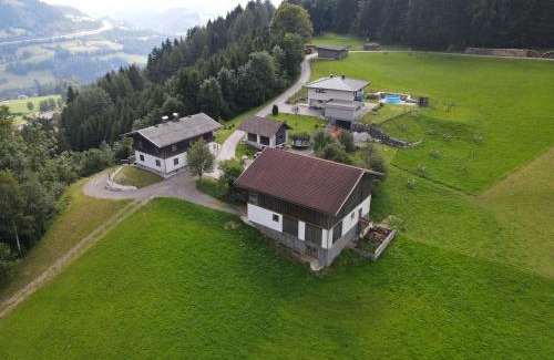 Werfen Apartment | Family-Friendly Appartement Winteraugut - Guest Rated 9.8