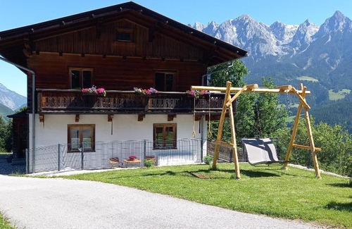 Werfen Apartment | Family-Friendly Appartement Winteraugut - Guest Rated 9.8