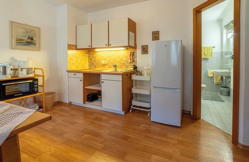 Sankt Valentin Apartment | Cozy Appartement Zellerberg with Kitchen & Perfect Reviews