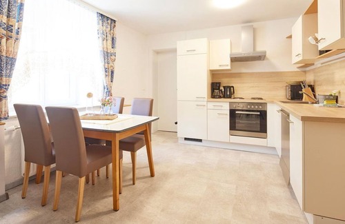 Hopfgarten Markt Apartment | Cozy Appartement Zwoa - Family-Friendly Getaway Awaits