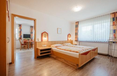 Wurding Apartment | Cozy Appartementhaus am Brückerl with Oceanfront Views