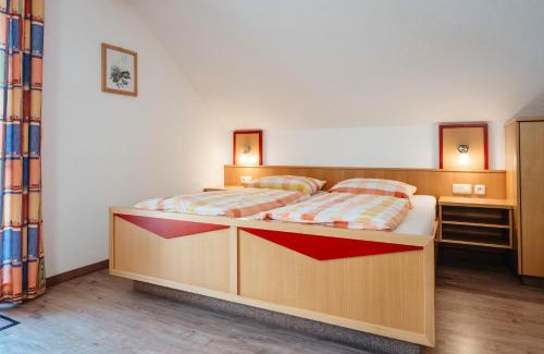 Wurding Apartment | Cozy Appartementhaus am Brückerl with Oceanfront Views